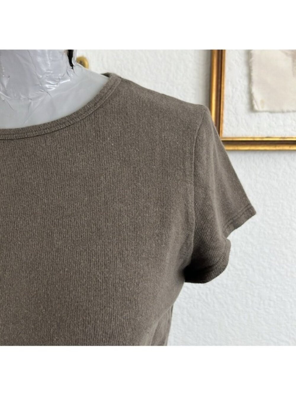Reformation Ribbed Scoop Neck Short Sleeve T Shirt - Picture 2 of 7